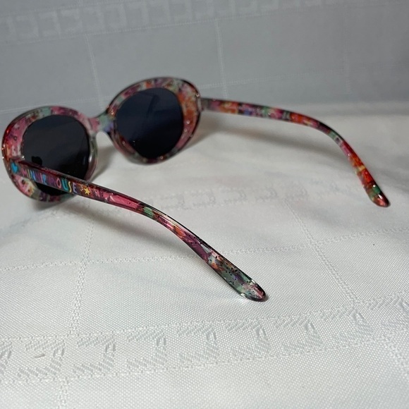 *5 for $25* NWOT Kids FGX International Fashion Sunglasses Multi Color Butterfly - Picture 3 of 4
